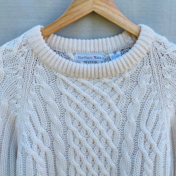 100% Virgin Wool Cable Knit Cream Sweater. - Picture 3 of 7